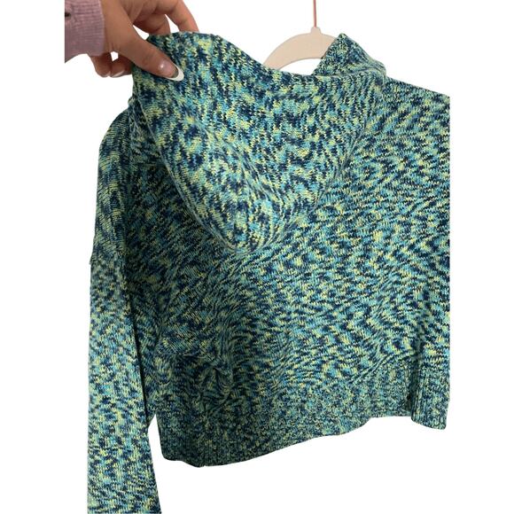 Revolve Superdown Deliah Acrylic Mixed Media Blue Green Cropped Hoodie - Picture 4 of 6